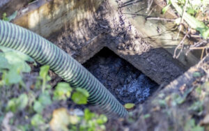 Dấu hiệu bể phốt cần nạo vét ngay – kiểm tra và xử lý kịp thời