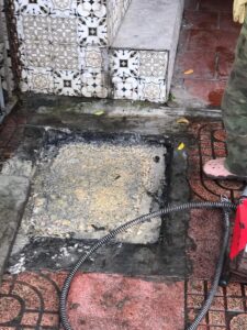 dấu hiệu hố ga đầy cần hút